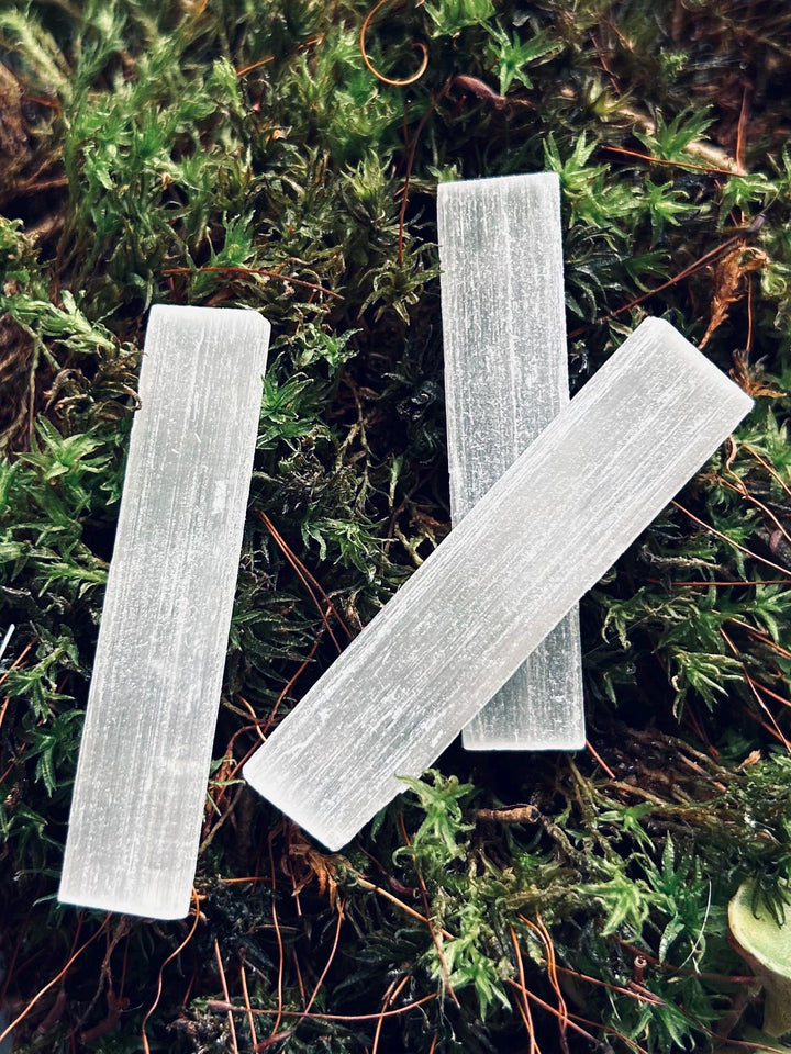 Moon Signal - for vision, guidance, and silent knowing